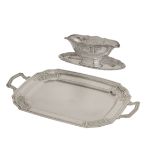 A Belgian Régence style silver tray and a ditto sauce boat, W tray 52 cm - W sauce boat 25 cm / tota