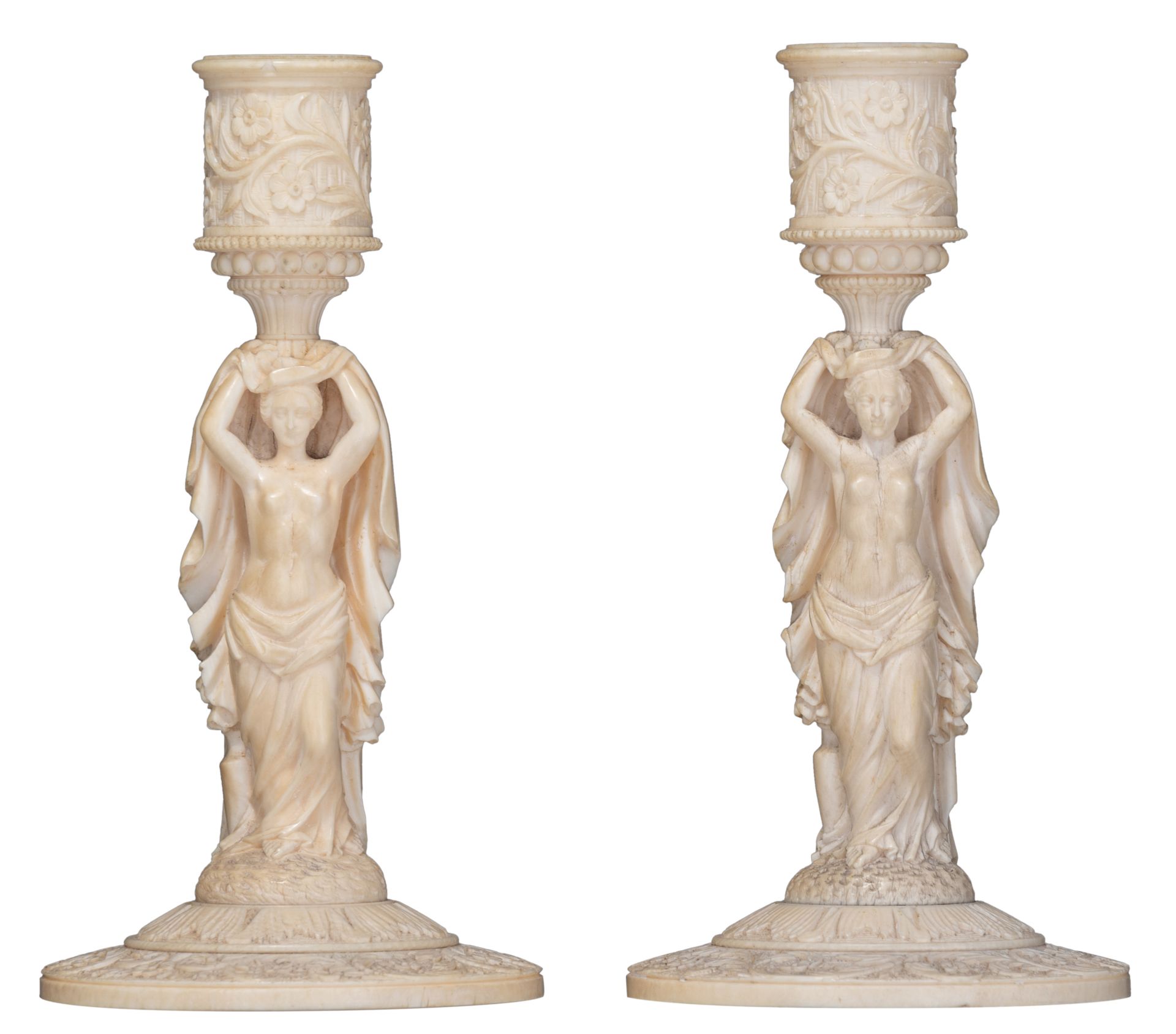 A pair of 19thC Dieppe or Paris ivory candlesticks and a ditto tazza, H 17,2 - 17,4 cm - Image 32 of 32