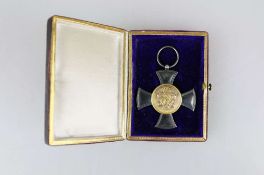 Kaiserreich, Kreuz des Allgemeinen Ehrenzeichens 1900 im Etui.