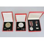 Malteser Hilfdienst, 3 Auszeichnungen/Medaillen, jeweils im Etui.