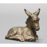 Bronze, braun patiniert, "Liegender Esel", verso monogrammiert RS, ca. 8.5 cm hoch. Renée Sintenis