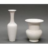 2 Vasen, KPM Berlin, Weißporzellan, verschiedene Formen, 19-28 cm hoch