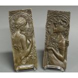 Paar Bronzereliefs, dunkelbraun patiniert, Jugendstilmotive, neuzeitlicher Guss, nach A. Mucha, 1x