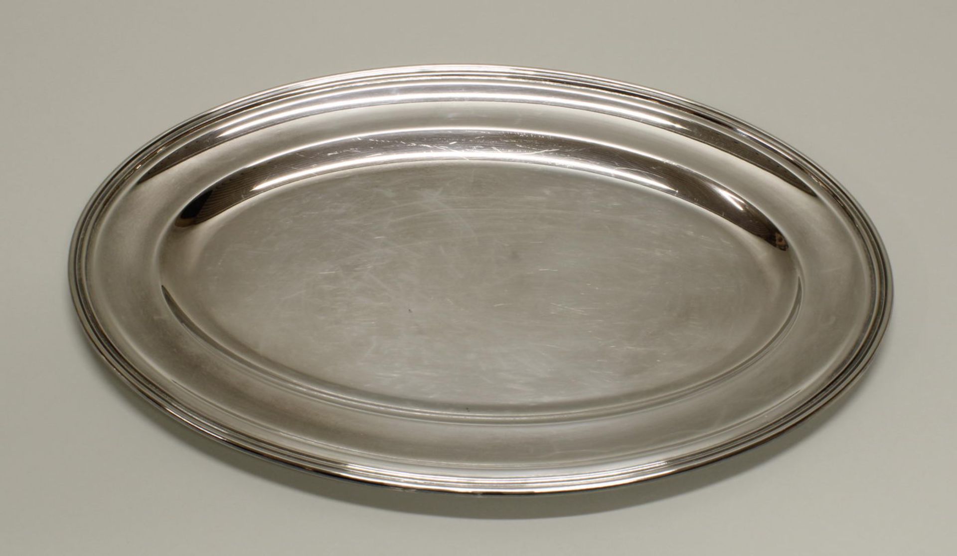 Vorlegeplatte, Silber 800, Italien, Schiavon, oval, profilierter Rand, 39 x 27 cm, ca. 680 g