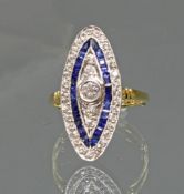 Ring, WG/GG 750, 1 Brillant ca. 0.20 ct., 36 Besatz-Brillanten zus. ca. 0.36 ct., 24 Saphircarrées