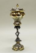 Buckelpokal, Silber, teils vergoldet, Moskauer Georgsmarke 1746, Marken, Astschaft mit Figur, 30 cm