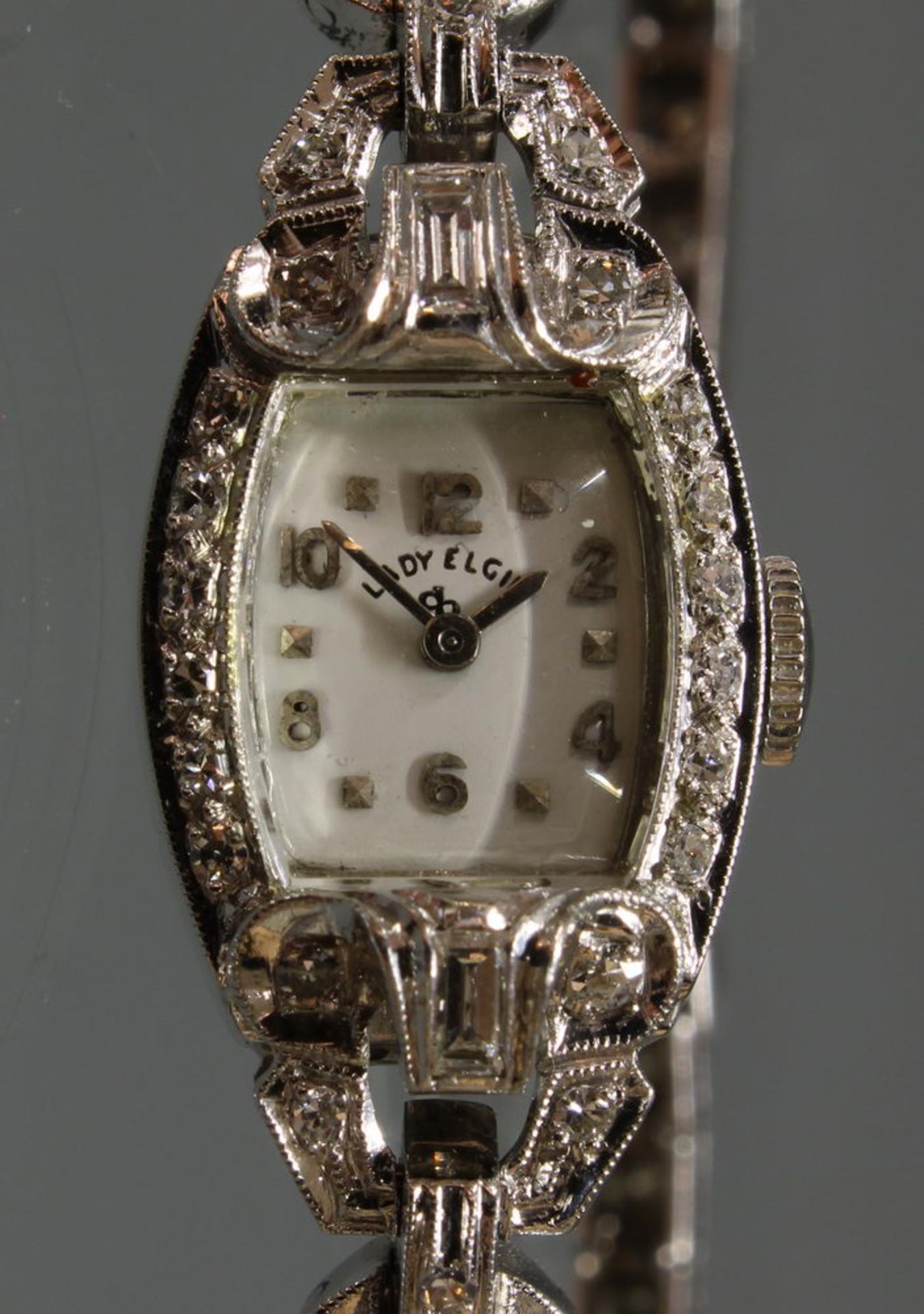 Schmuck-Damenarmbanduhr, 'Lady Elgin', 1960er Jahre, gepunzt 10 % Irid. Plat., Brillant-Lünette, H - Image 2 of 2