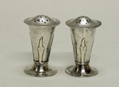 Salzstreuer, Pfefferstreuer, Silber 925, Birmingham, 1904-1906, Albert Edward Jones, Arts & Crafts,
