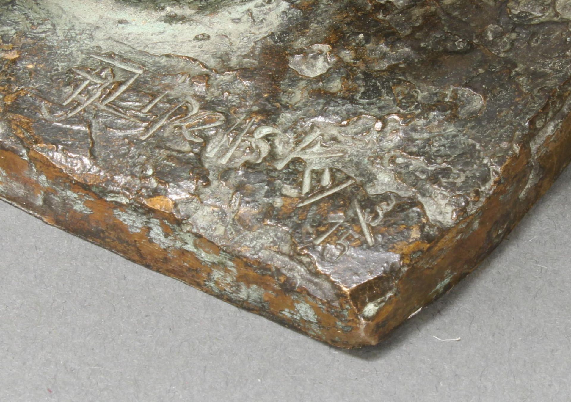 Bronze, grünbraun patiniert, "Stehender weiblicher Akt", auf der Plinthe bezeichnet F. Lipensky un - Image 3 of 3