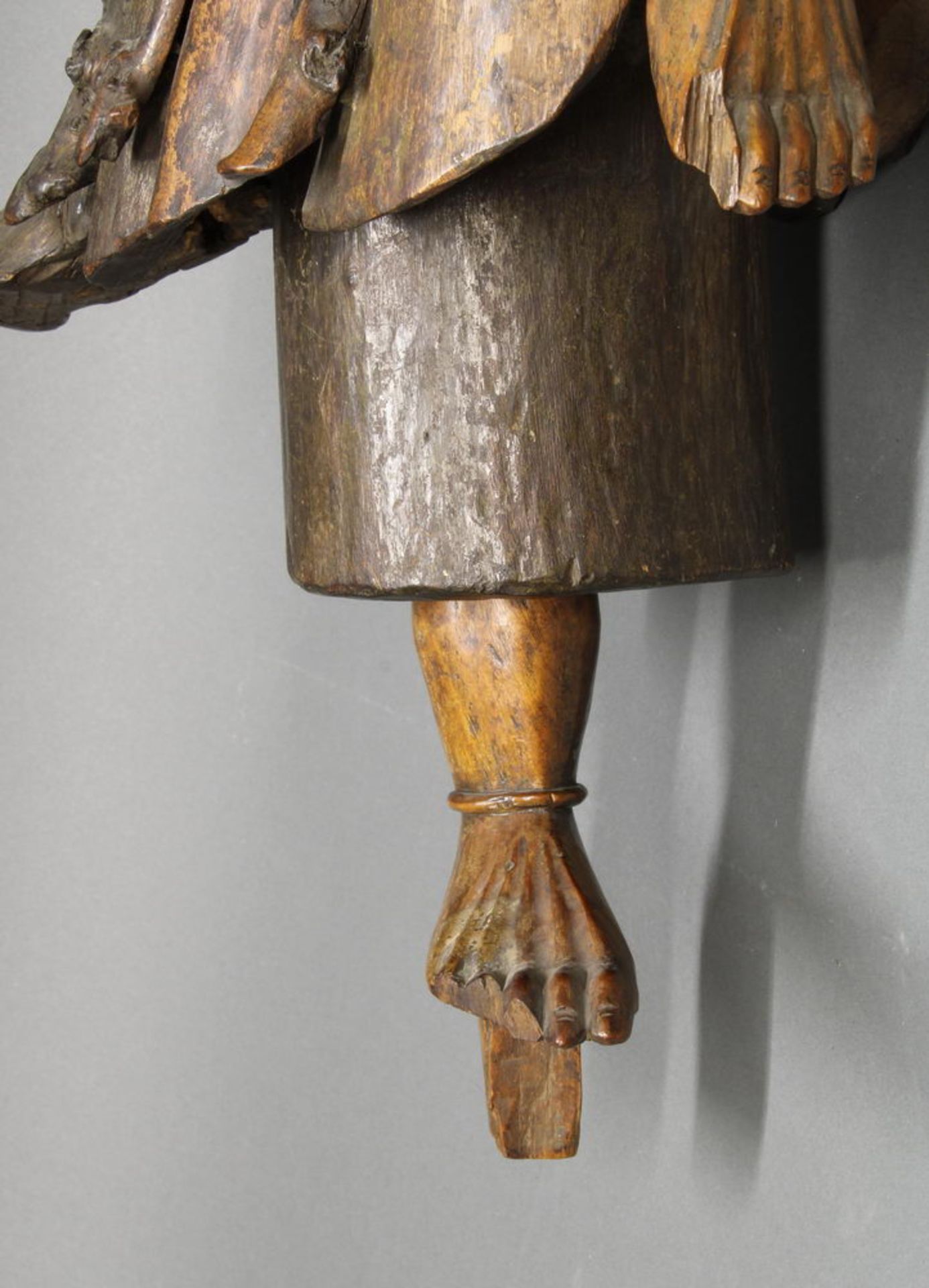 Holzfigur, "Unsterblicher Li Tieguai", China, um 1900, Wurzelholz, aus Teilen zusammengesetzt, 75 c - Bild 4 aus 4