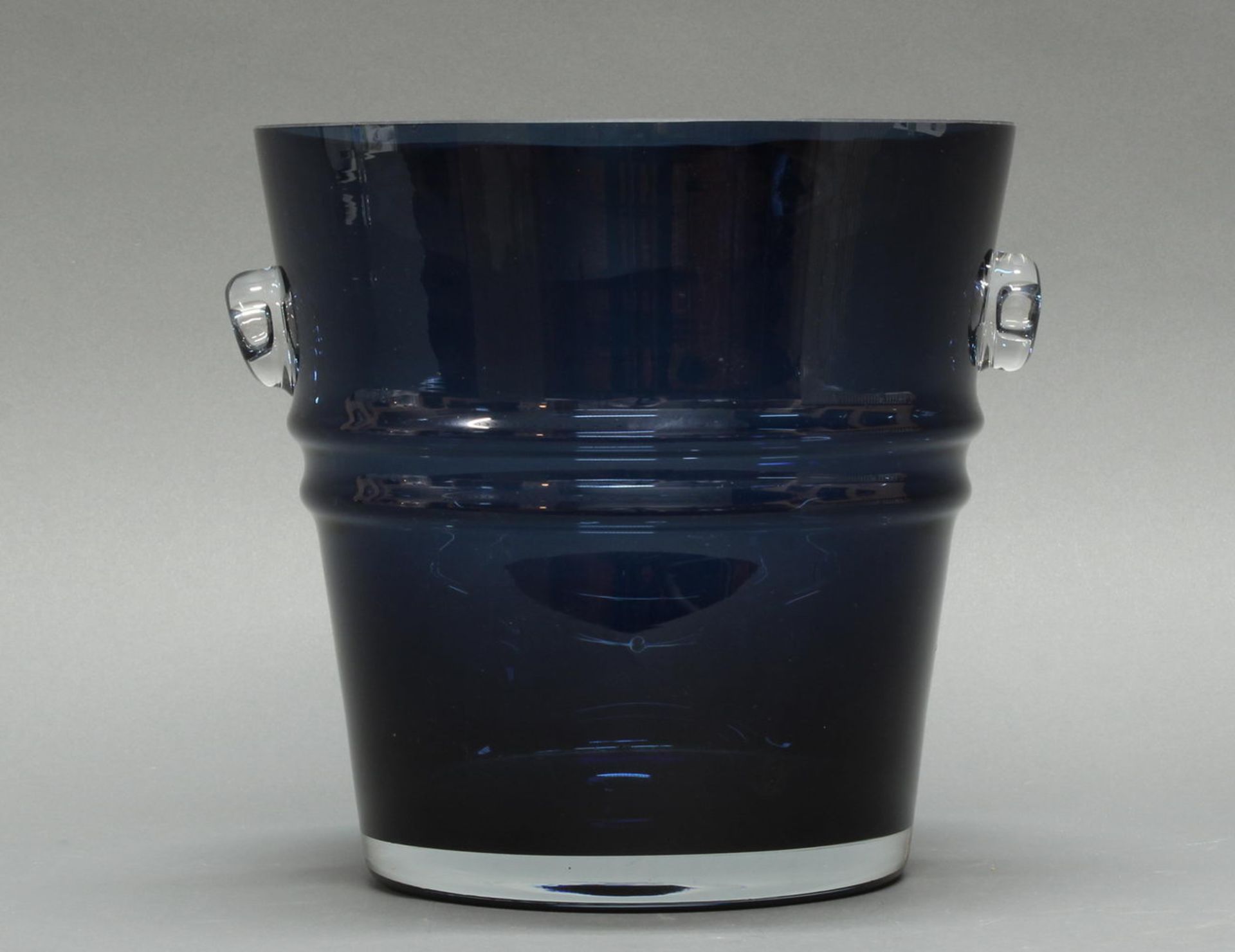Champagner-/Weinkühler, moderne Form, blaues Glas, ø 25 cm, 24 cm hoch