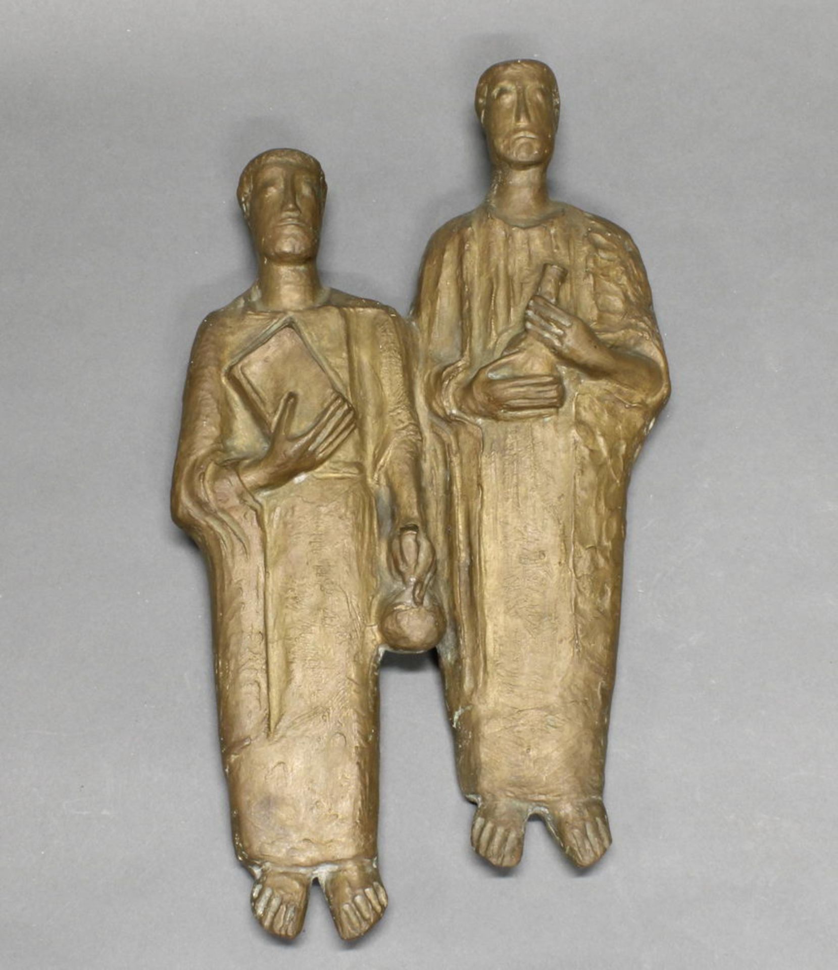 Bronzerelief, braun patiniert, "Cosmas und Damian", um 1968, 43 cm hoch, Patina an wenigen Stellen