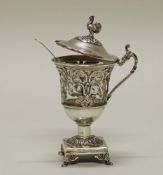 Deckelgefäß, Silber 13-lötig, deutsch, 19. Jh., Meistermarke Koch, durchbrochen gearbeitet, 16 c