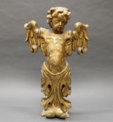 Skulptur, Holz geschnitzt, "Putto", 19. Jh., Fassung stark beschädigt, Flügel und unterer Rankena