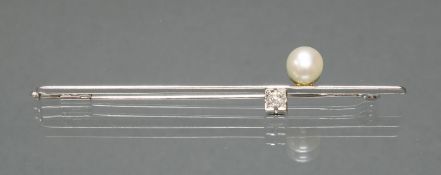 Nadel, WG 585, 1 Brillant ca. 0.17 ct., 1 Akoya-Zuchtperle, 8 cm lang, 5 g