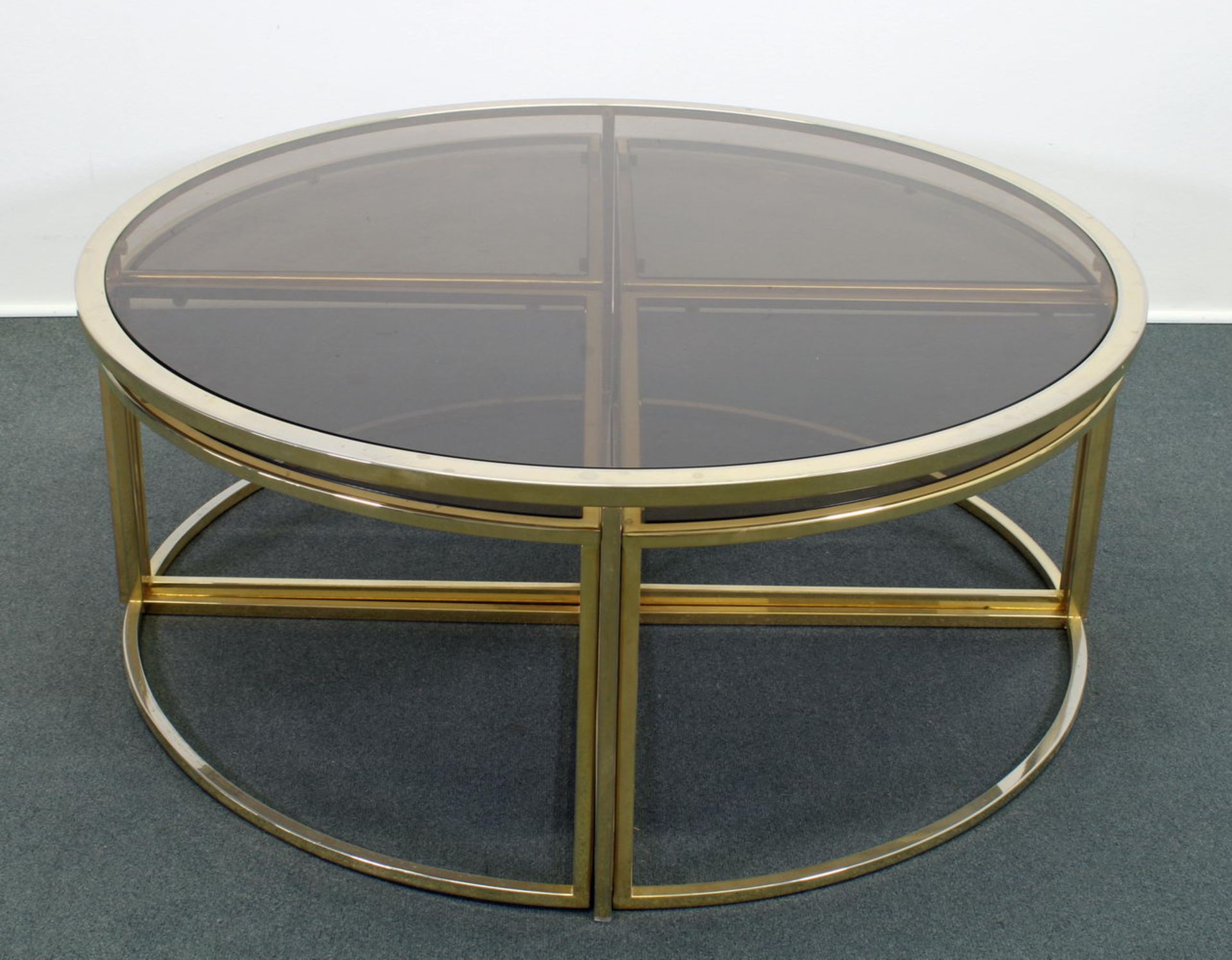 Coffee Table/Couchtisch, Hollywood Regency in der Art Maison Charles, 1970er Jahre, Messing, Rauchg