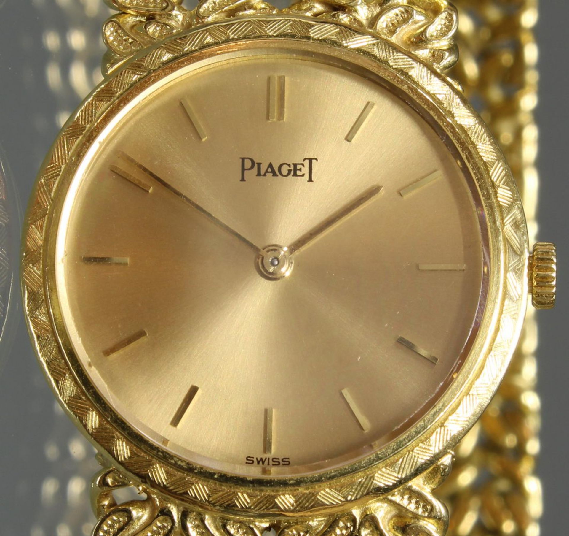 Damenarmbanduhr, Piaget, GG 750, Handaufzug, Gehäuse-Nr. 924N21/115280, Kaufdatum 10/65, goldfarbe - Bild 2 aus 2