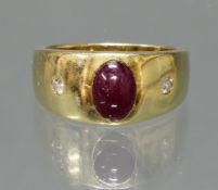 Bandring, GG 750, 1 Rubin-Cabochon, 2 kleine Brillanten, 9 g, RM 18