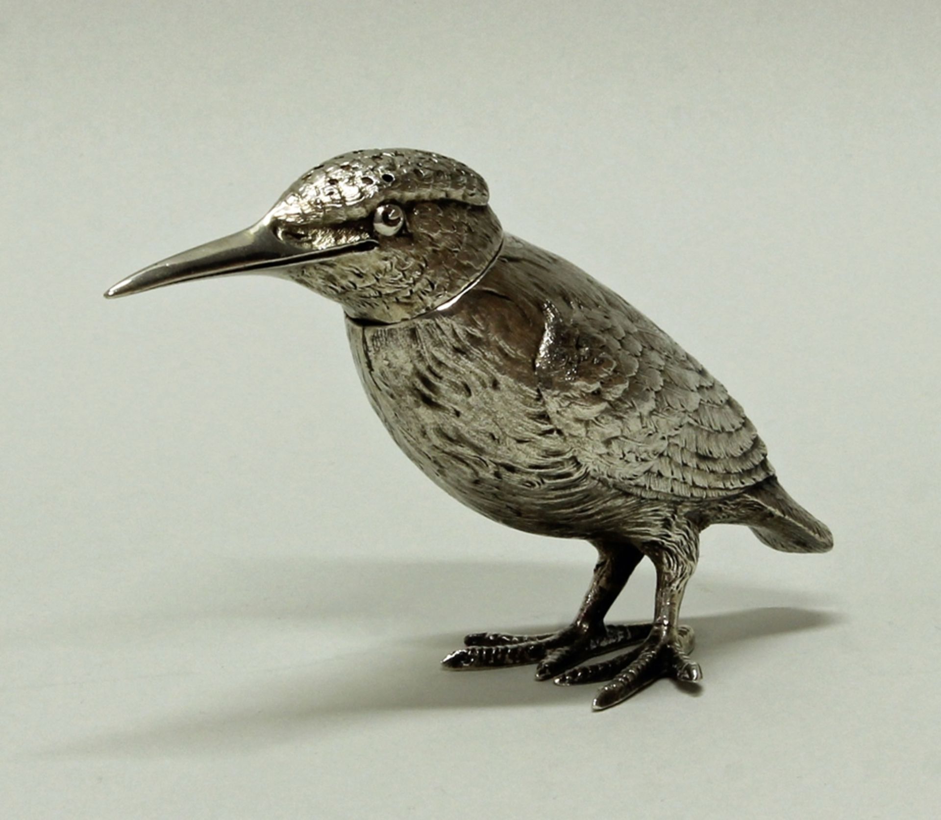 Streudose, "Eisvogel", Silber 800, 9 cm hoch, ca. 152 g