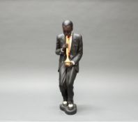 Figur, "Jazz-Trompeter", neuzeitlich, polymerer Kunstguss, farbig, 53 cm hoch