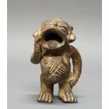 Terracotta-Figur, weibliche Ruferfigur, Zigula, Tansania, Afrika, authentisch, hart gebrannter Ton,