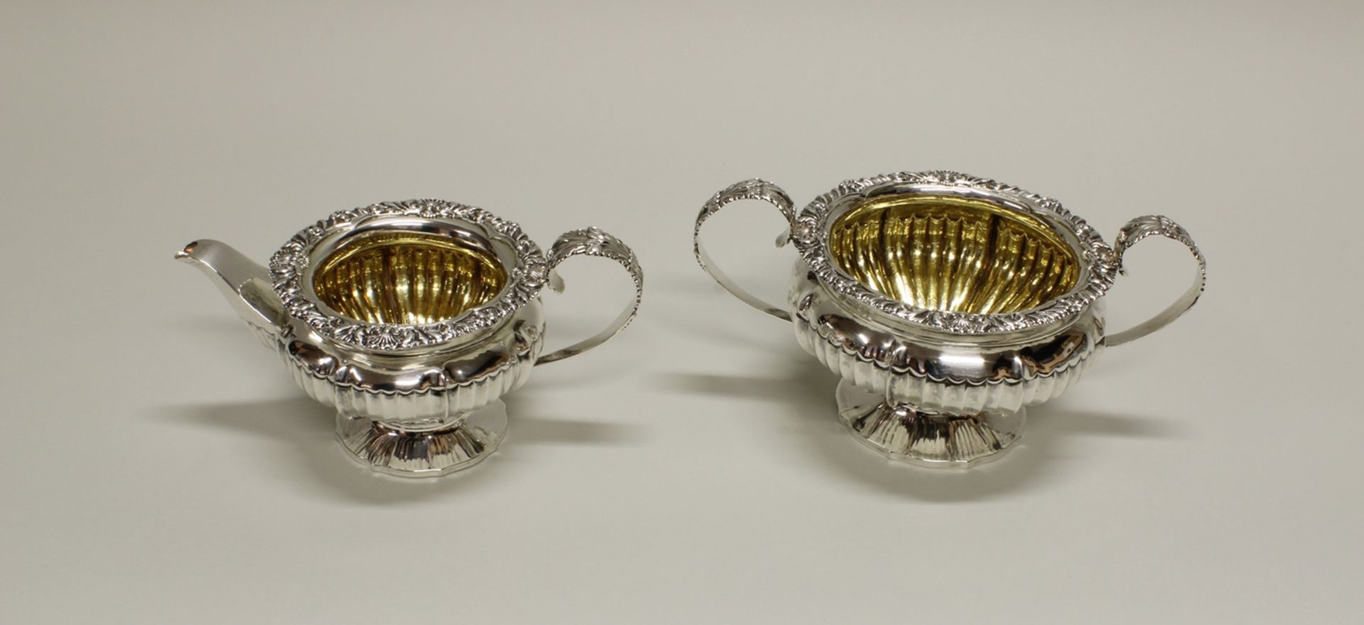 Kaffee- und Teeservice, 4-tlg., Silber 925, London, 1825/26, Edward Barton, teils innen vergoldet,  - Bild 4 aus 4