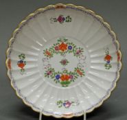 Schale, Meissen, Schwertermarke, 1. Wahl, indische Blumenmalerei, Goldrand, 4.5 cm hoch, ø 20.5 cm