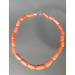 Halskette, Korall-Elemente, Metallschließe, 59 cm lang, 128 g