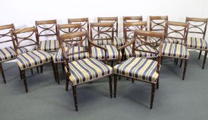 7 Regency-Stühle, davon ein Armlehnstuhl, Entwurf Thomas Hope, England um 1810, Nussbaum,  vorderes