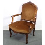 Fauteuil, Louis Quinze, 18./19. Jh., wohl Nussbaum, geschnitzt, brauner Samtbezug, 98 x 70 x 63 cm,