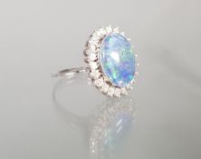 Ring, WG 585, Opal-Triplette, 22 Besatz-Diamanten, 4 g, RM 17