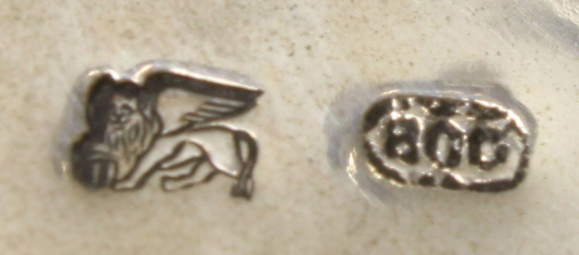 Paar Kerzenleuchter, Silber 800, Italien, je einflammig, konischer Schaft, Blattstabzier, 21.5 cm h - Bild 2 aus 2
