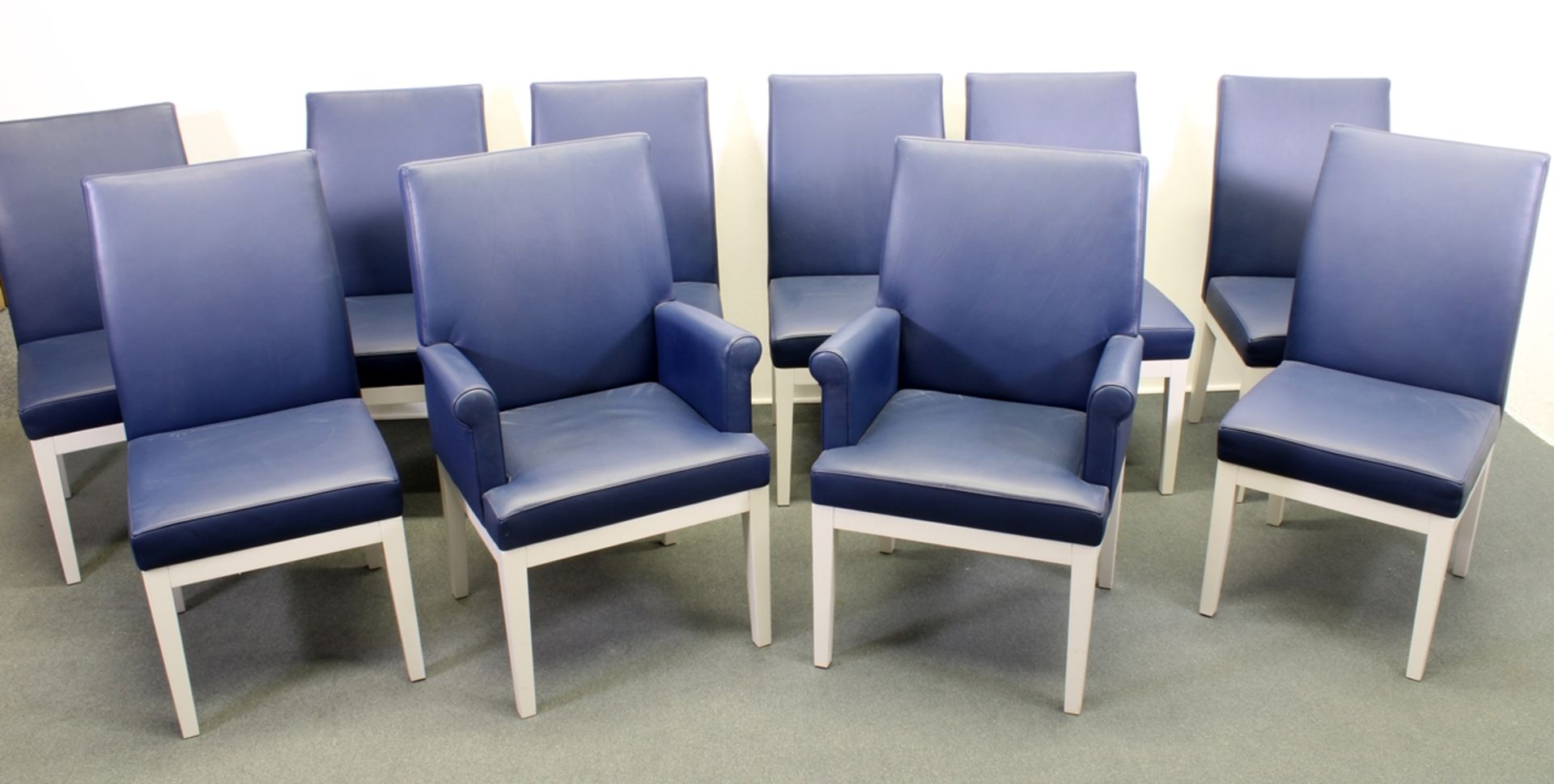 10 Stühle, DeSede DS 209, Schweiz 1999, Design von Jean Pierre Dovat, Polster Leder indigoblau, 8 S