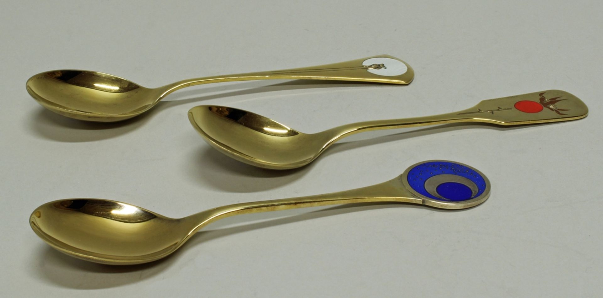 3 Jahreslöffel, Silber 925, Robbe & Berking, 1972, 1977, 1979, vergoldet, emailliert, ca. 17.2 cm h