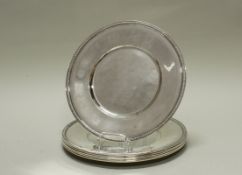 6 Platzteller, Silber 925, Wilkens, glatt, Blattstab-Rand, ø 28 cm, zus. ca. 3.100 g