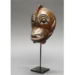 Tanzmaske, "Garuda", Java, 19./20. Jh., Holz, geschnitzt, Reste von farbiger Bemalung, 20.5 cm hoch