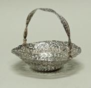 Henkelkörbchen, Silber 800, floraler Reliefdekor, ø 14 cm, ca. 140 g, fleckig