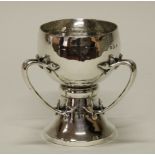 Pokal, Silber 925, Dublin, 1906, James Wakely & Frank Clark Wheeler, Arts & Crafts, mit drei vegeta