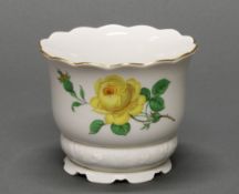 Cachepot, Meissen, Schwertermarke, 2. Wahl, gelbe Rose, Goldrand, 8 cm hoch, ø 10 cm