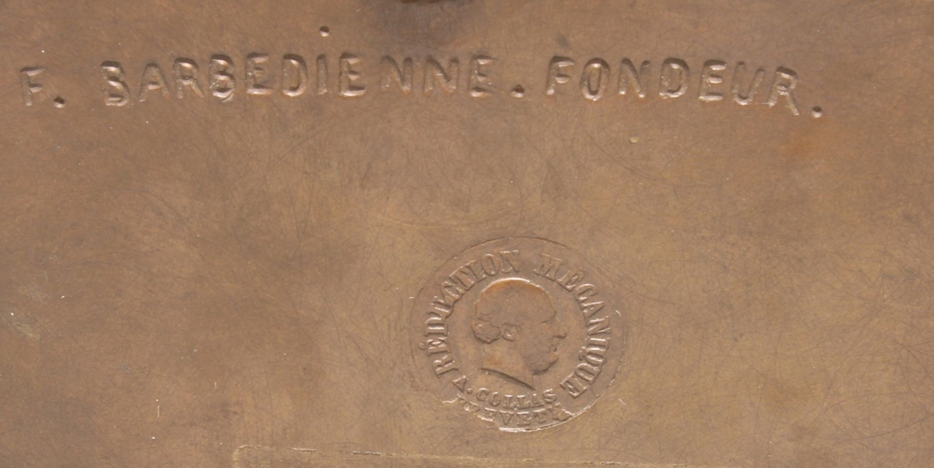 Bronze, braun patiniert, "Napoleon", verso bezeichnet F. Barbedienne. Fondeur, Stempel Réduction Mé - Image 5 of 5