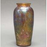 Vase, wohl Myra-Glas, 1930er Jahre, grünlich lüstrierend, 22.7 cm hoch, beschliffener Rand mit Chip