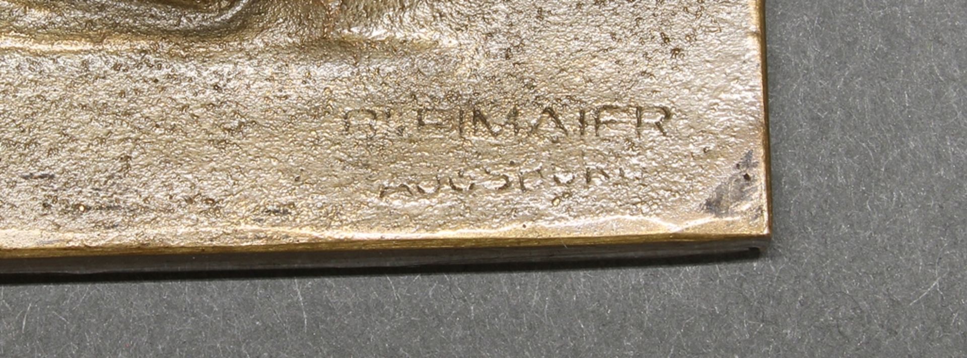 Relief, "Erotische Szene", 20. Jh., Metall, bronziert, bezeichnet Bleimaier Augsburg, 7.8 x 11.3 cm - Bild 2 aus 3