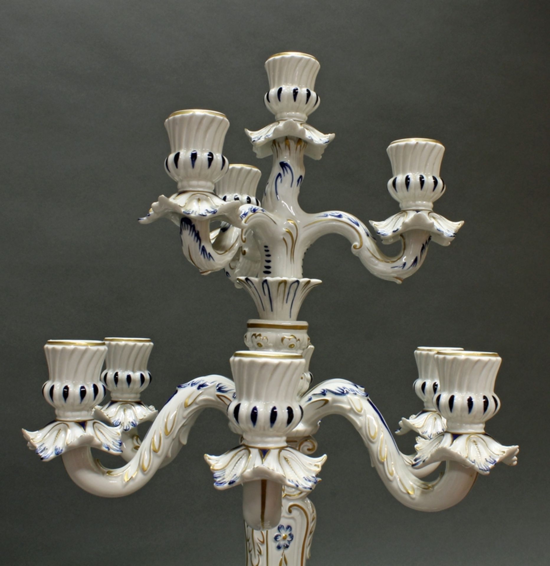 Kerzenleuchter, Schierholz'sche Porzellanmanufaktur Plaue, 2. Hälfte 20. Jh., Echt Kobalt, Goldzier - Bild 2 aus 3