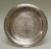 Platte, Silber, Ägypten, ornamental, ø 38 cm, ca. 934 g.