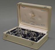 Muster-Glasset, "The Mosers Club's", Moser, Prag, um 1958, 6 verschiedene Miniaturgläser, farblos, 