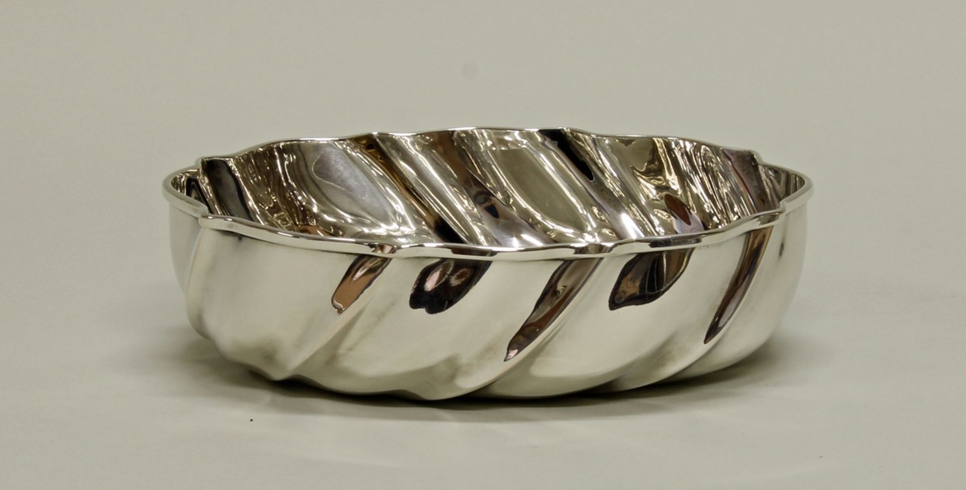 Schale, Silber 800, Italien, Schiavon, oval, gedrehte Züge,  5 x 18 x 13.5 cm, ca. 207 g