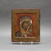 Ikone, Tempera auf Holz, "Gottesmutter von Kasan", Russland, 19. Jh., 31 x 26.5 cm, stark beschädigt