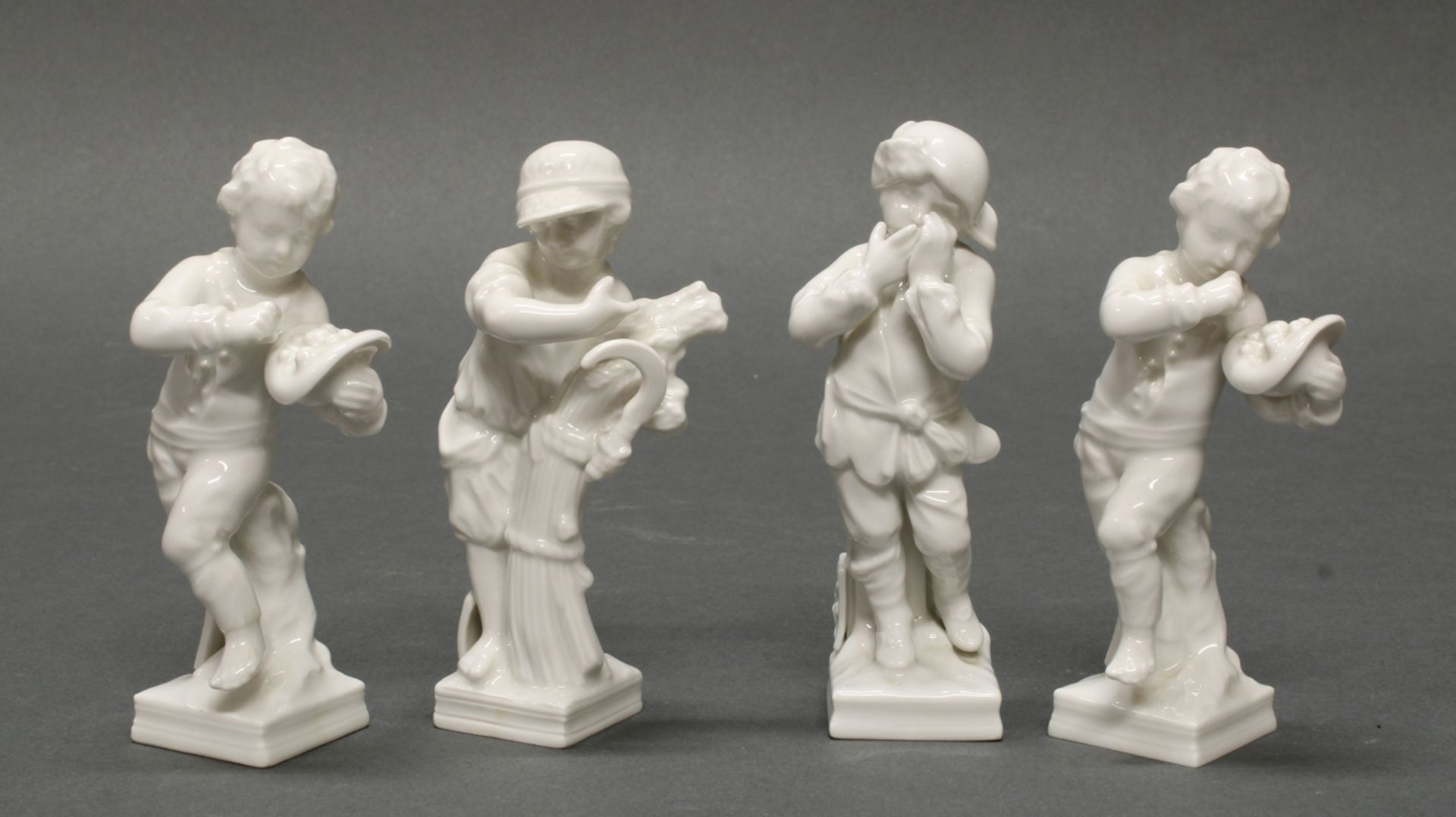 4 Monatsfiguren, KPM Berlin, Weißporzellan: Wassermann, Jungfrau, 2x Waage, ca. 11 cm hoch