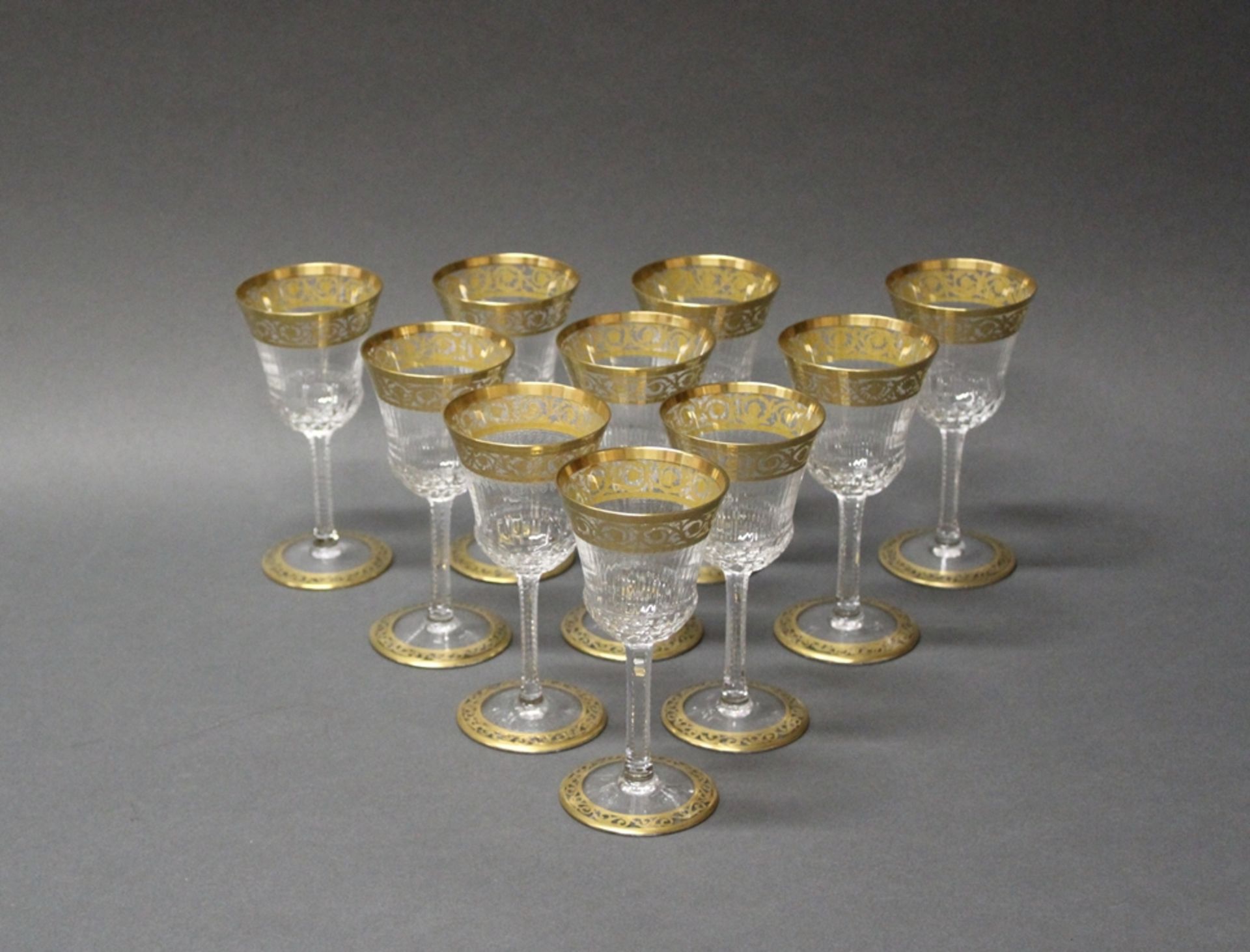 10 Südweingläser, "Thistle", Cristallerie Saint Louis, 2. Hälfte 20. Jh., Dekor Thistle Gold, farbl
