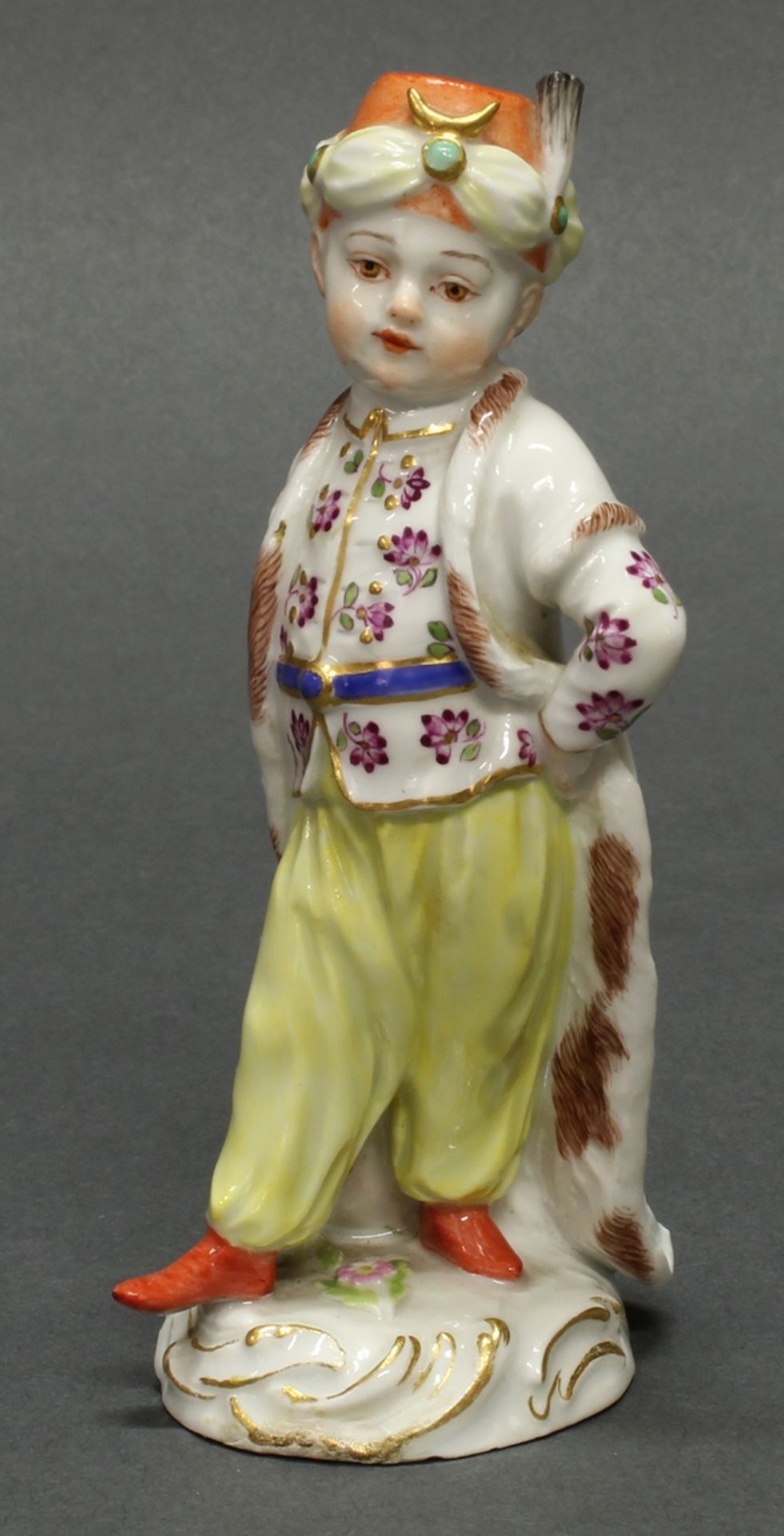 Porzellanfigur, "Türkenkind", Meissen, Schwertermarke, 1. Wahl, polychrom und goldstaffiert, Modell